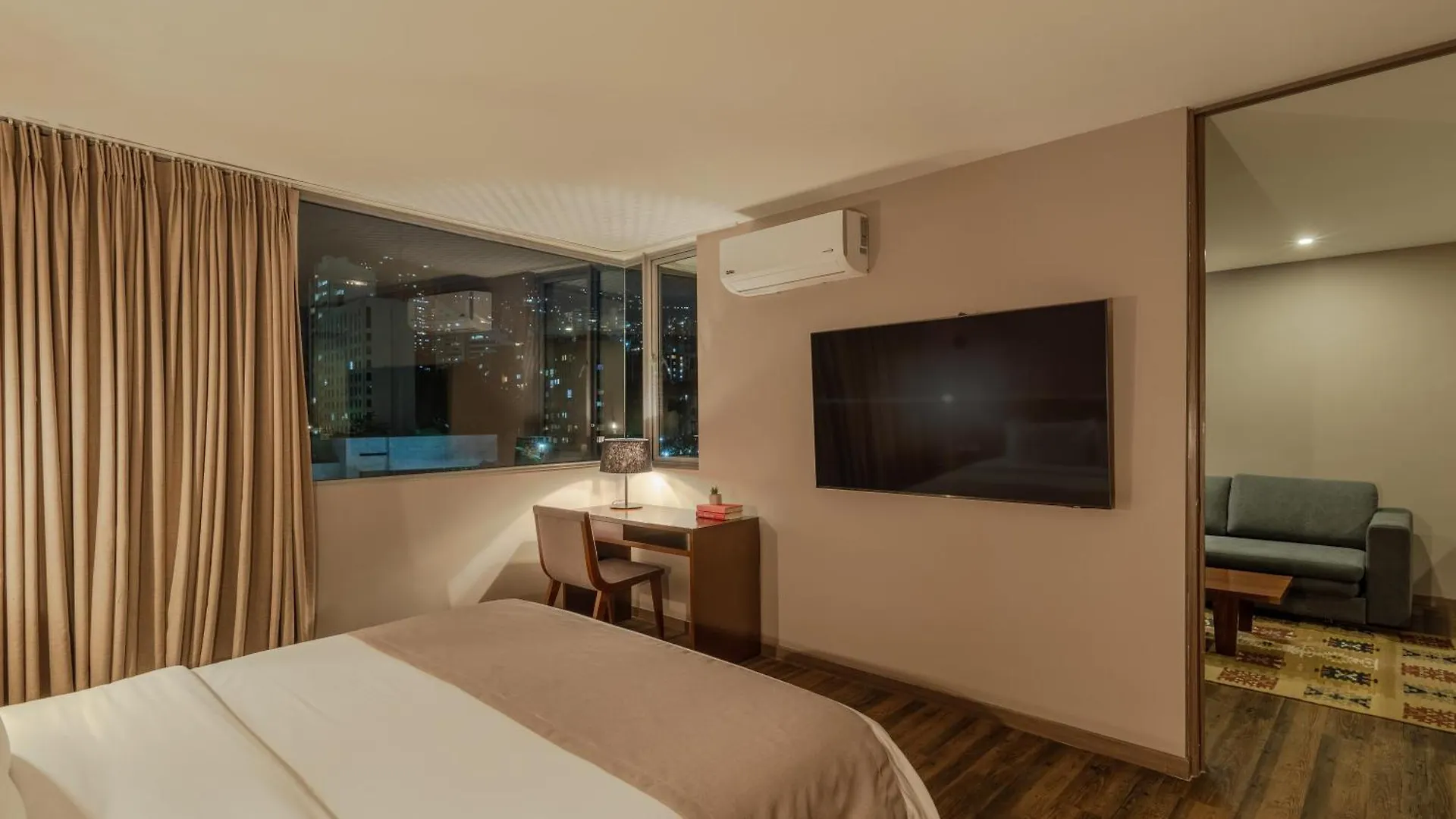 Sites Hotel Medellín Colombia